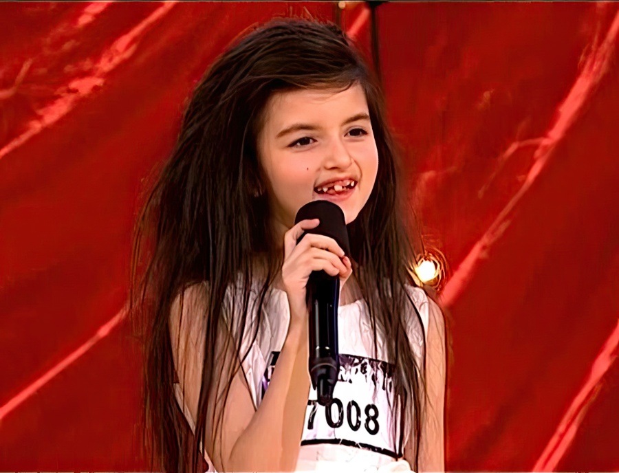 Angelina Jordan on the Norway's Got Talent stage